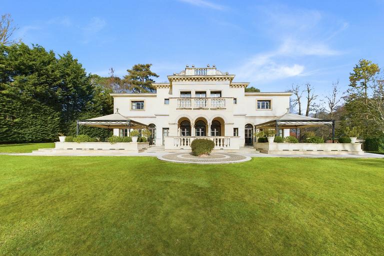 Luxury interiors captured by Century 21 Fine Homes and Estates