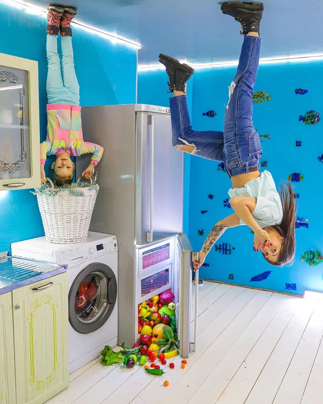 77747853-96FE-4C21-B375-CC0F701913EB