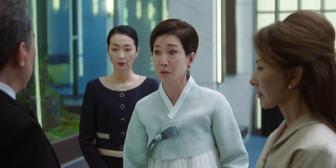 Queen of Tears 2024 Season 1 Hindi + Korean WEB-DL 1080p 720p 480p x264 | Full Season
