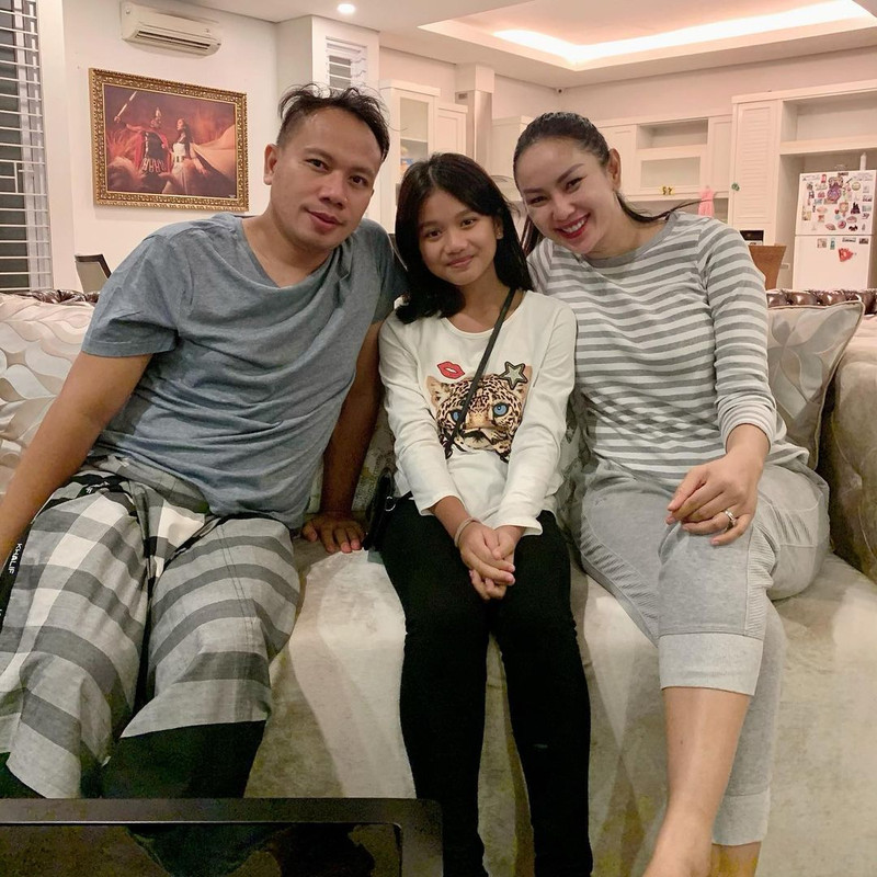 Kalina Ocktaranny bertemu anak Vicky Prasetyo