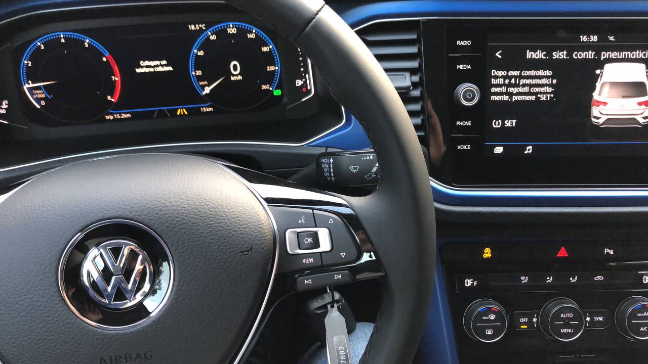 CA2FF98A-F538-4653-BD61-AE6D2C43886C