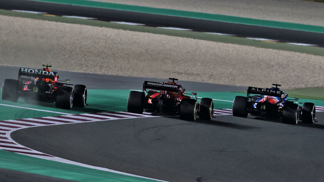 Perez-Leclerc-Alonso-GP-Katar-2021-Rennen-169Gallery-91a0de25-1852470