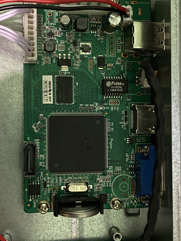 826AED2D-47BB-40EB-BFEA-F3A385650323