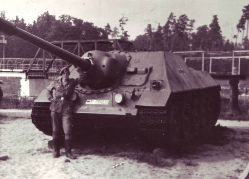 SU-100 visually modified to look like a West German Kanonenjagdpanzer (Probably Polish Army)