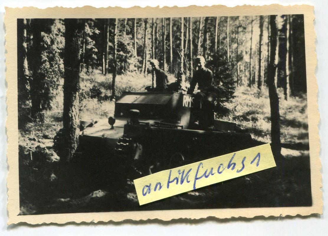 Foto - 6 - Deutscher Panzer mit Kennung RMS-25 aus Lyck in Ostpreußen im 2.WK