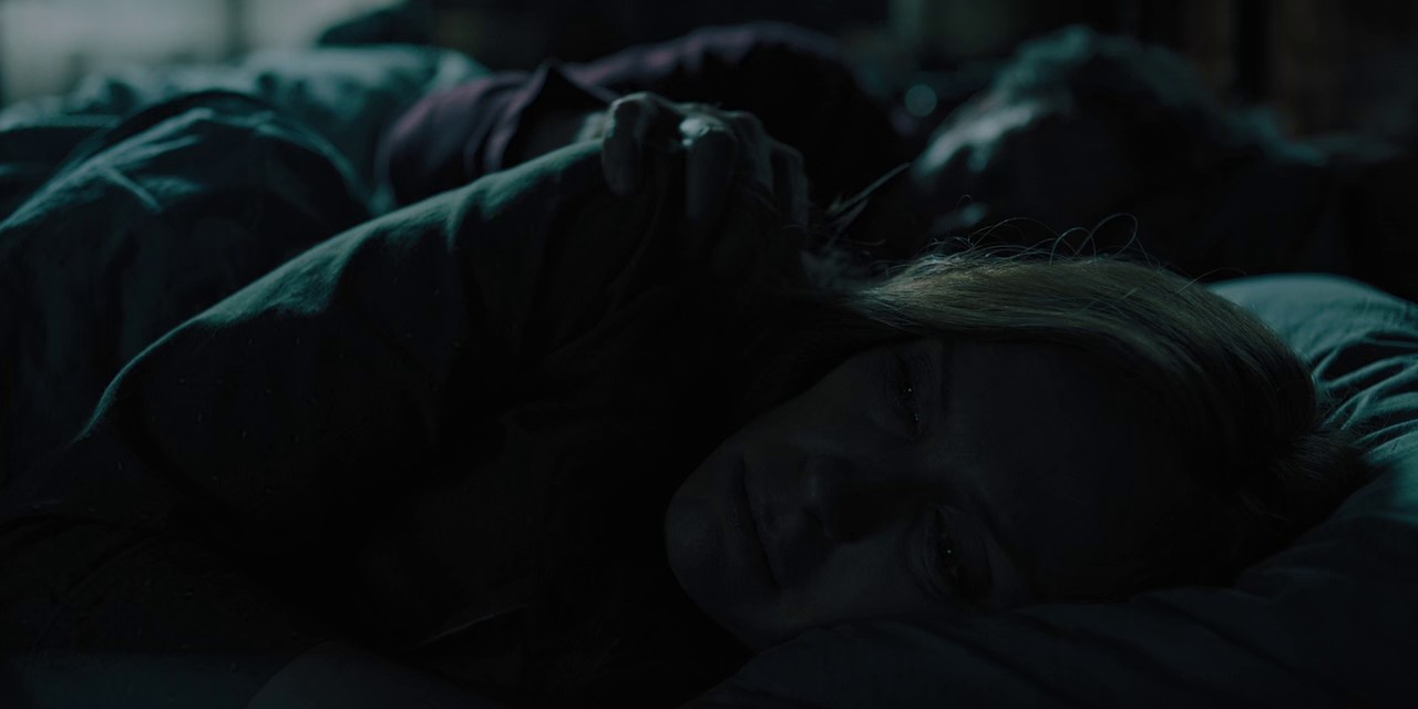 Hereditary-2018-Hindi-English-Blu-Ray-720p-HEVC-AAC-2ch-ESub-mkv-0002