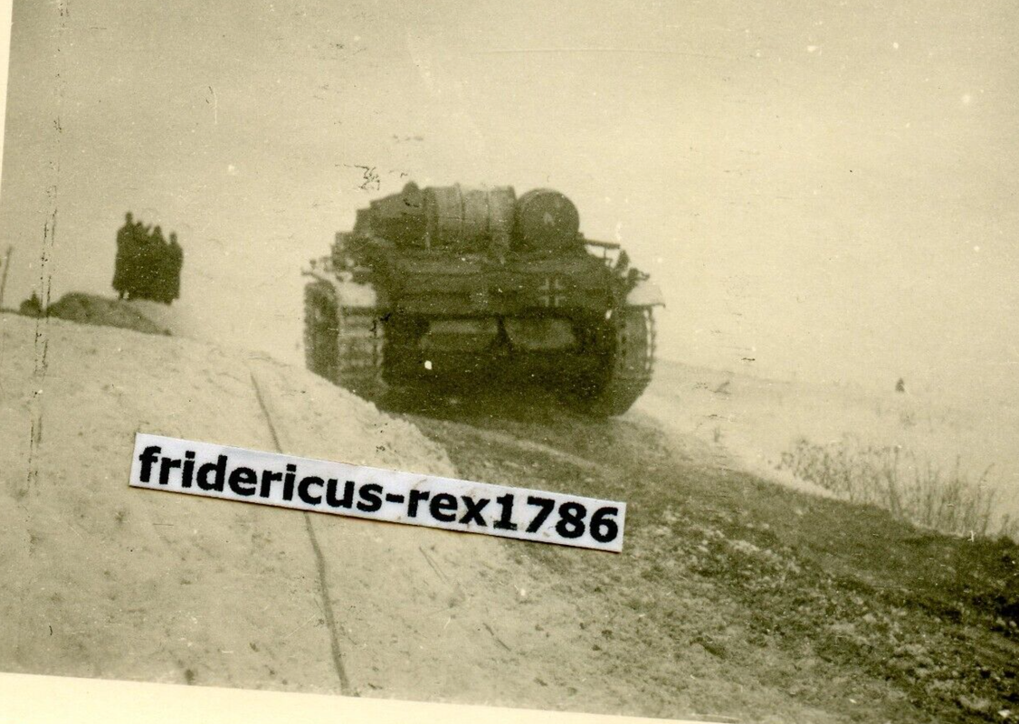H14 Foto Ostfront StuG Sturmgeschütz Sturmartillerie Panzer Frontfahrt HKL