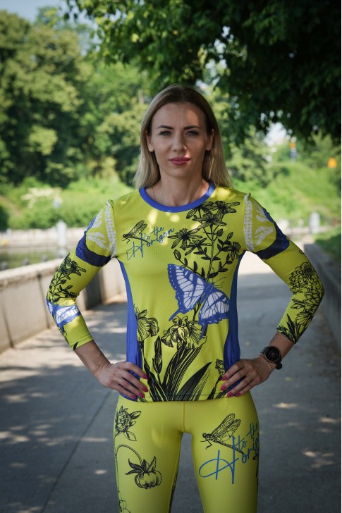 2koszulka-sportowa-damska-butterfly-20-long