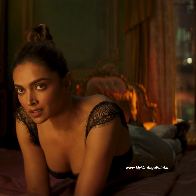 115-Deepika-Padukone-Hot-Scene-in-Pathaan-Movie-with-Shah-Rukh-Khan-My-Vantage-Point