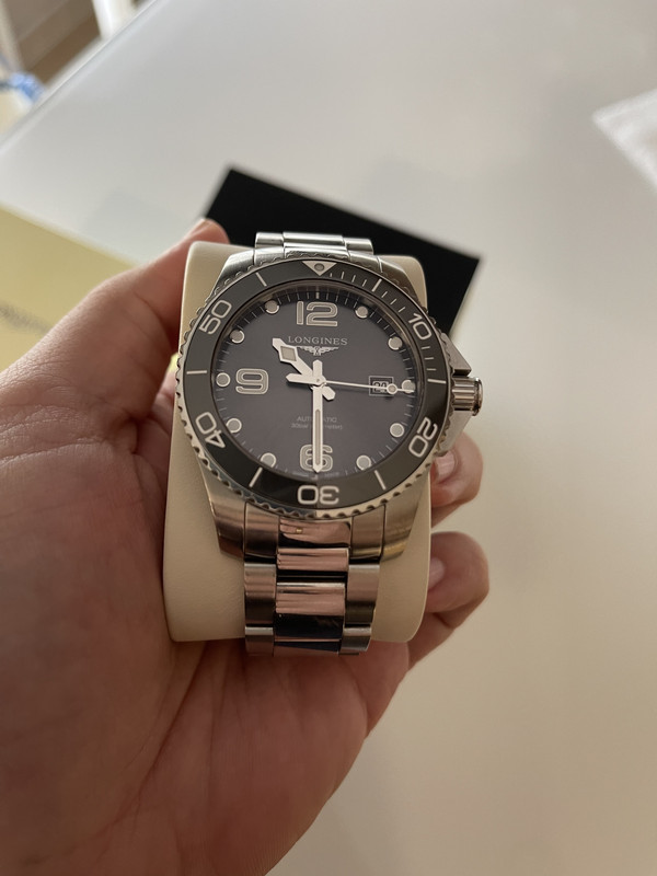 D78454F1-3DA8-486A-B23E-964F1AE1F487