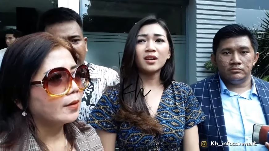 Cyndyana Loren datangi Polda Metro Jaya