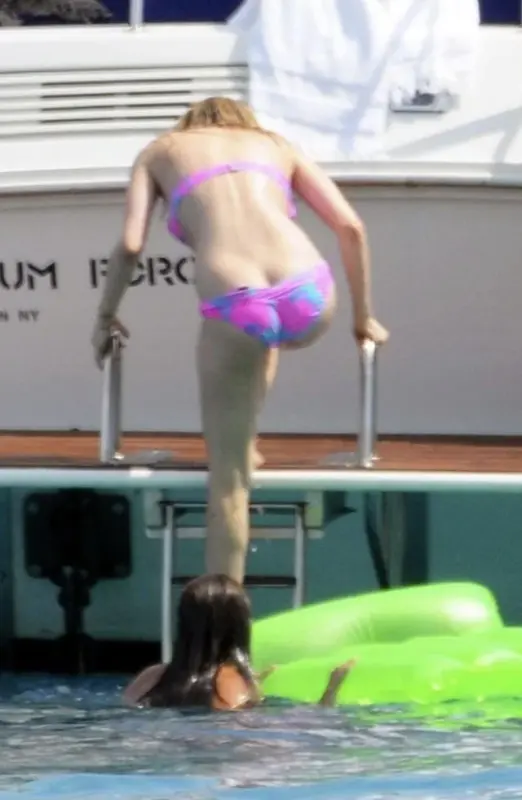 Butts-7