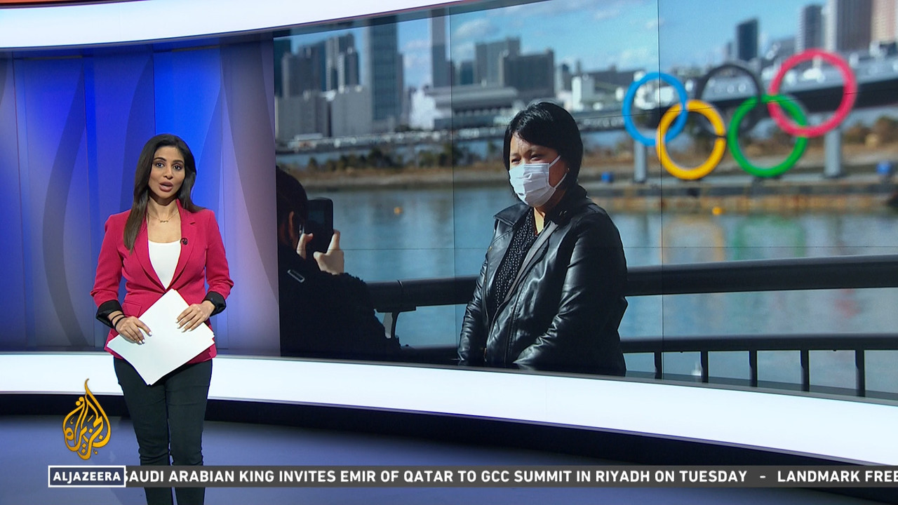 01.01 - 13.00.00 - Newshour. World news linking Al Jazeera's internat..._001.ts_snapshot_24.36.899