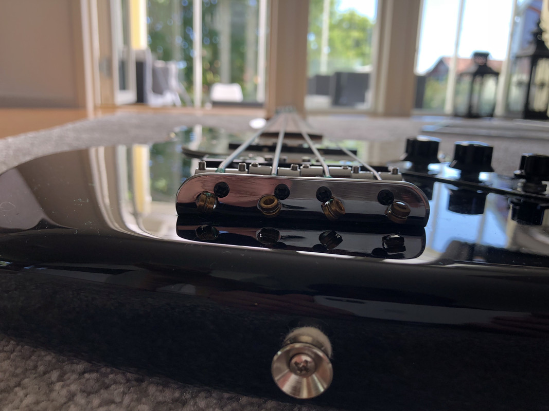 D591D2CA-0127-4070-872D-F773771A658D