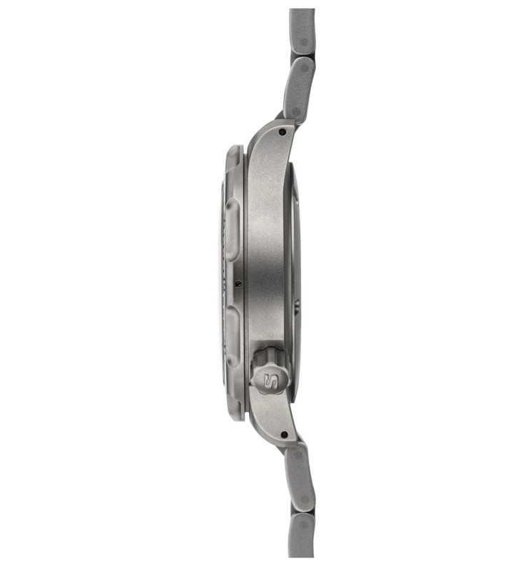 DF30996B-36B6-4527-BD48-77EB3384F57E