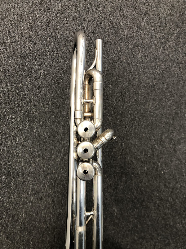King 1965 Silver Flair Trumpet sn 423119 (7)