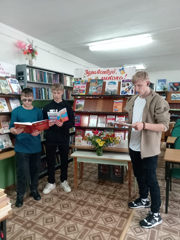 кн.выставка 1