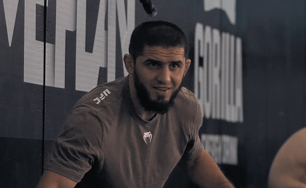 Дейна Уайт: Ислам Махачев може да се бие за титлата в полусредна категория