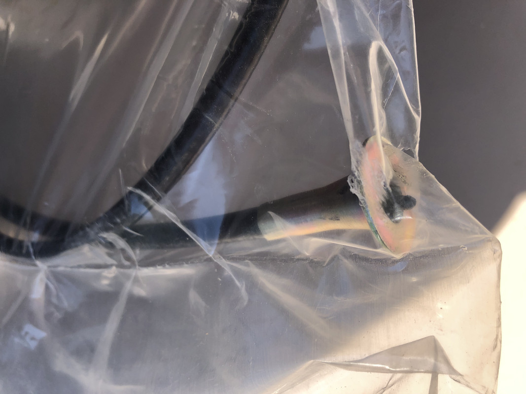 FA7AF603-C0F2-4665-91BF-10C0C5F80FD6