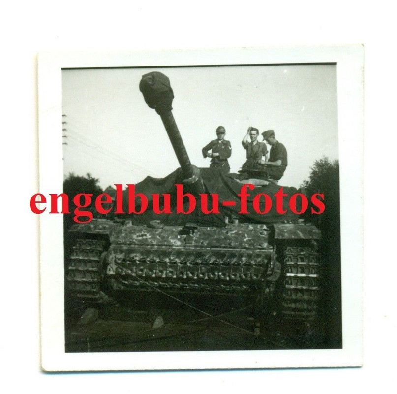 FOTO - STURMGESCHÜTZ - STUG-ABT.428 - EINSATZ -