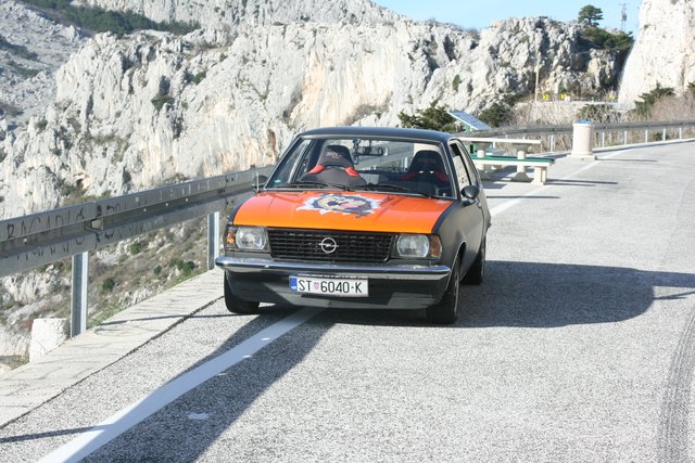 opel ascona b - Page 6 IMG-0026