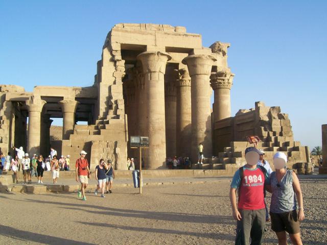 Egipto 2010 - Blogs de Egipto - Día 3: Edfu (4)