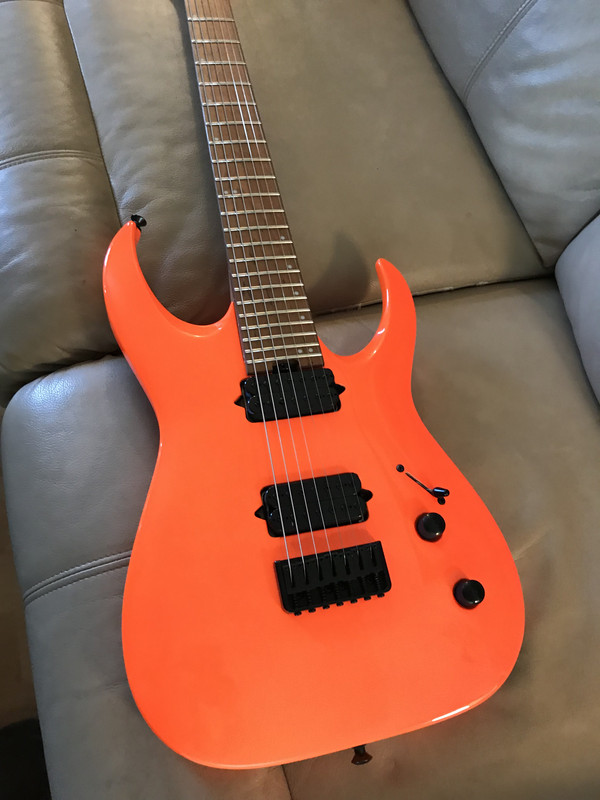 CBE1C993-77AD-4D8C-83BC-A7CC92D75E25