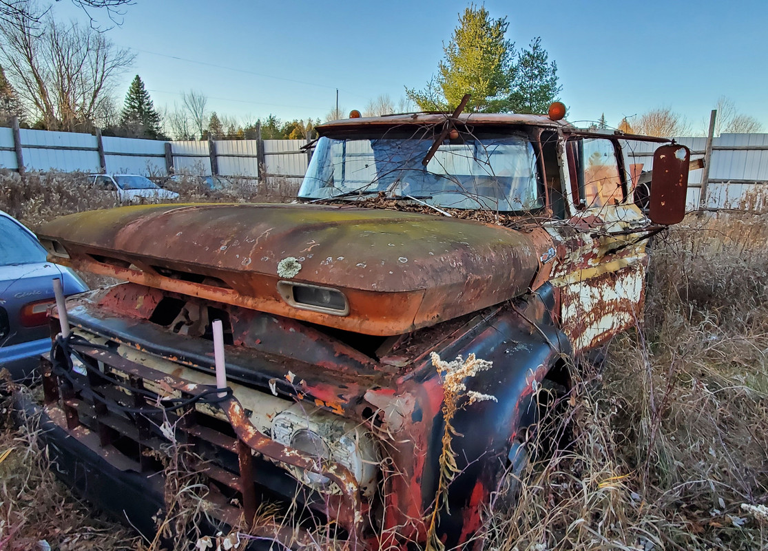 12) '62 Chevy C50 Dually 1.5 ton