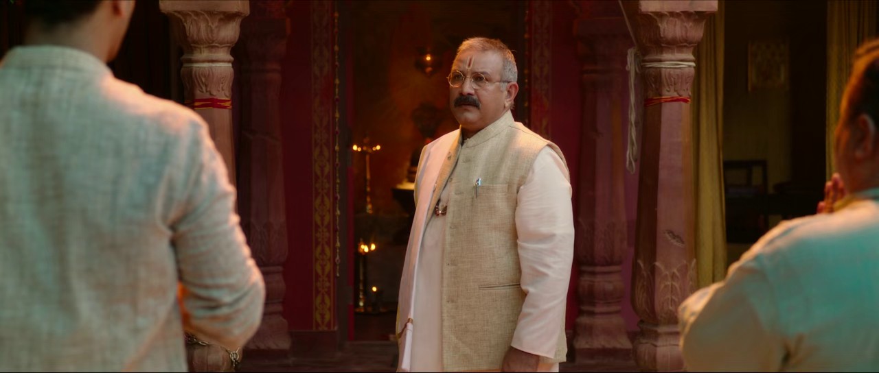 The-Great-Indian-Family-2023-AMZN-WEB-DL-Hindi-720p-HEVC-DDP-5-1-MSub-mkv-0004