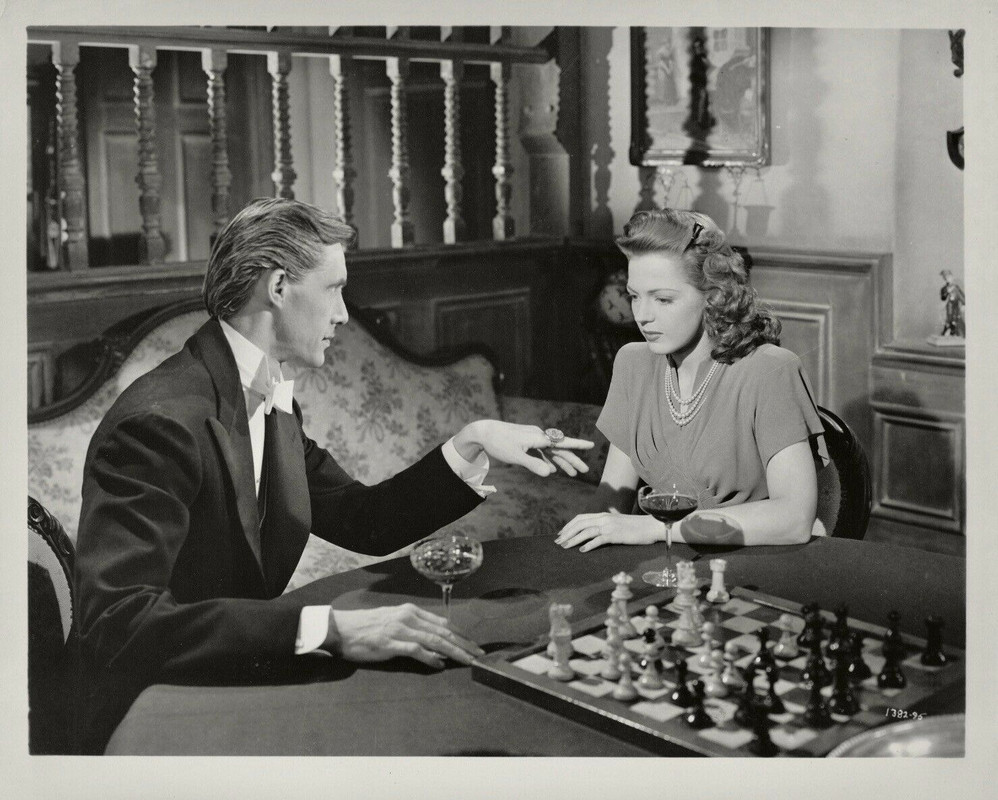 anne gwynne 44 john carradine (2)