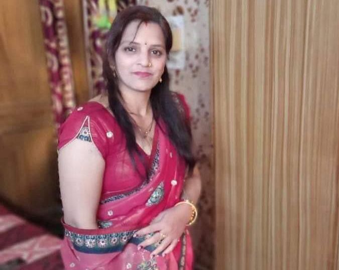Hot indian milf taking bath exclusive