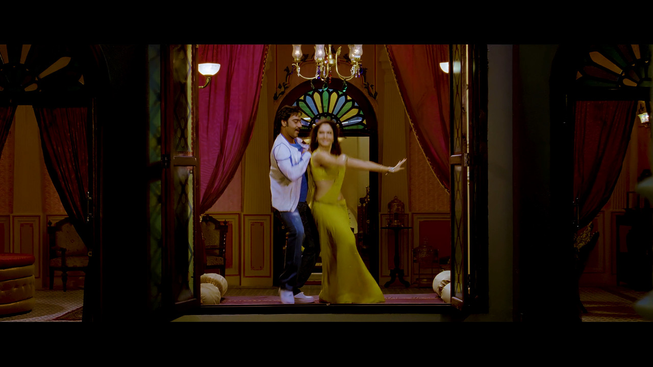 [Image: Tamanna-Hot-Song-From-Himmatwala-Taki-O-...-21-53.jpg]