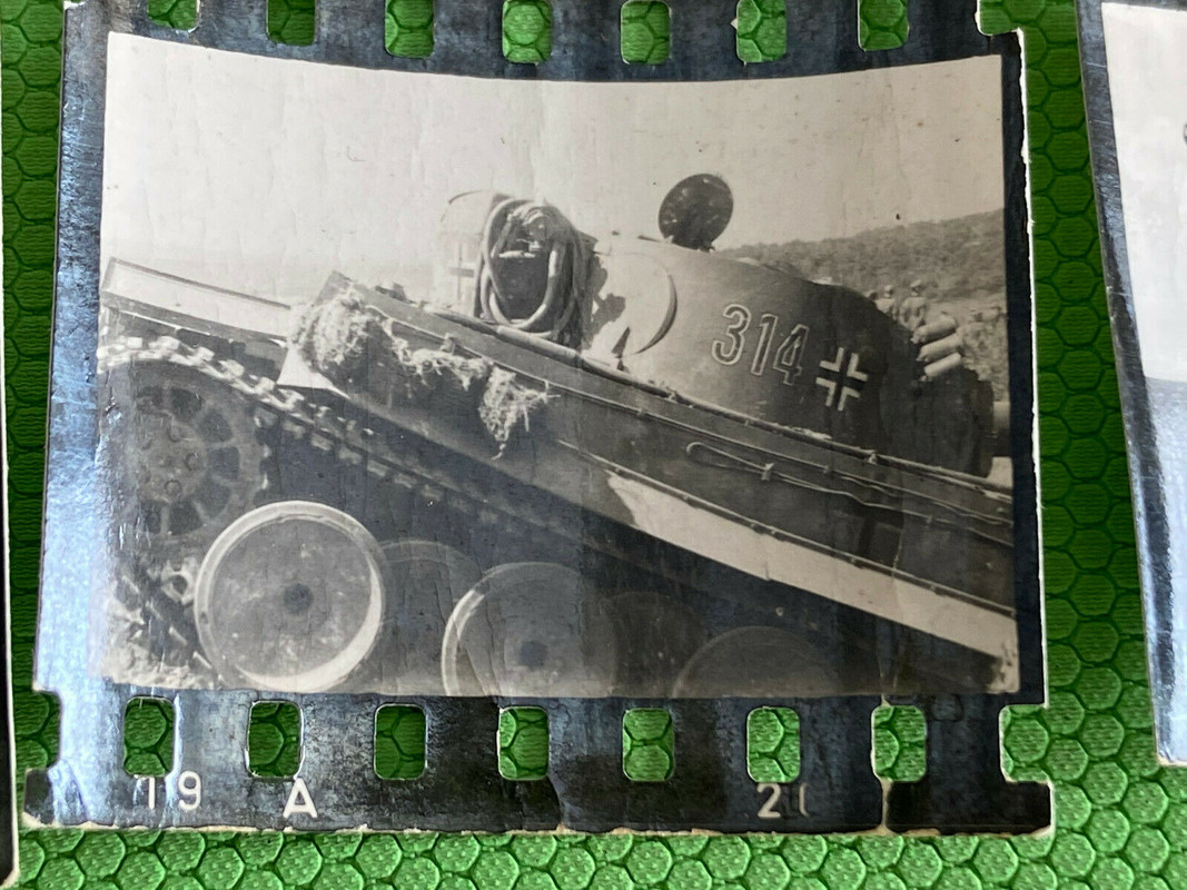 Foto im Konvolut, Wk2, Panzerkampfwagen VI Tiger (3)