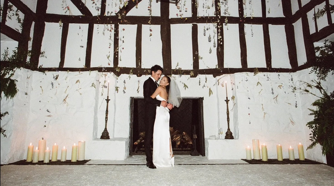 Así es por dentro la lujosa mansión de Ariana Grande  donde se casó en secreto