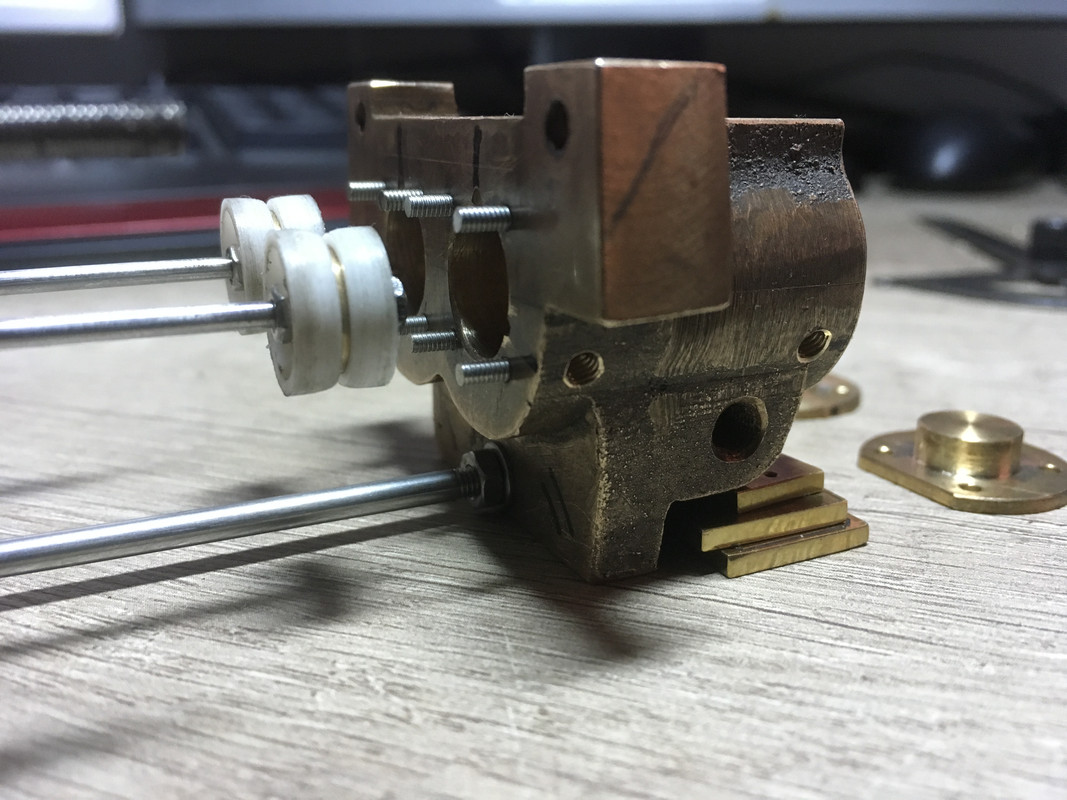 95F8700B-0297-436D-870B-143E7334D716