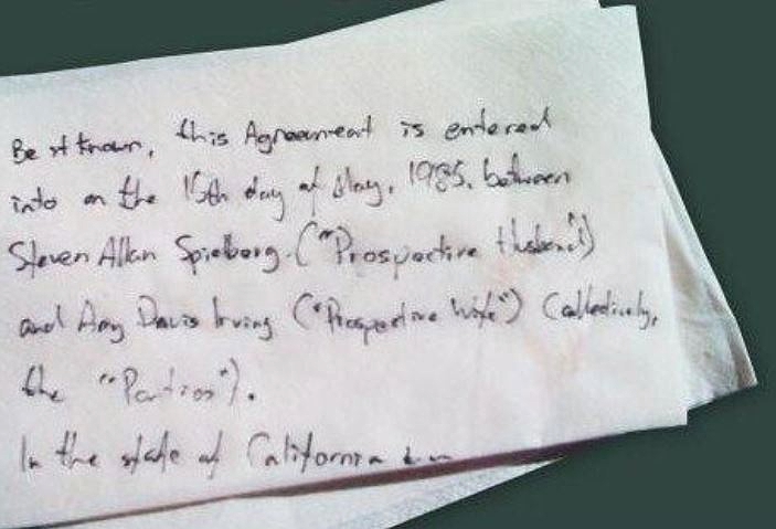 STEVEN-SPIELBERG-NAPKIN-FOTOR.jpg