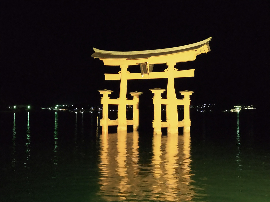 MIERCOLES 5 - Himeji - Miyajima - JAPON. UNA GRAN AVENTURA , SIN ENAMORAMIENTO FINAL (8)
