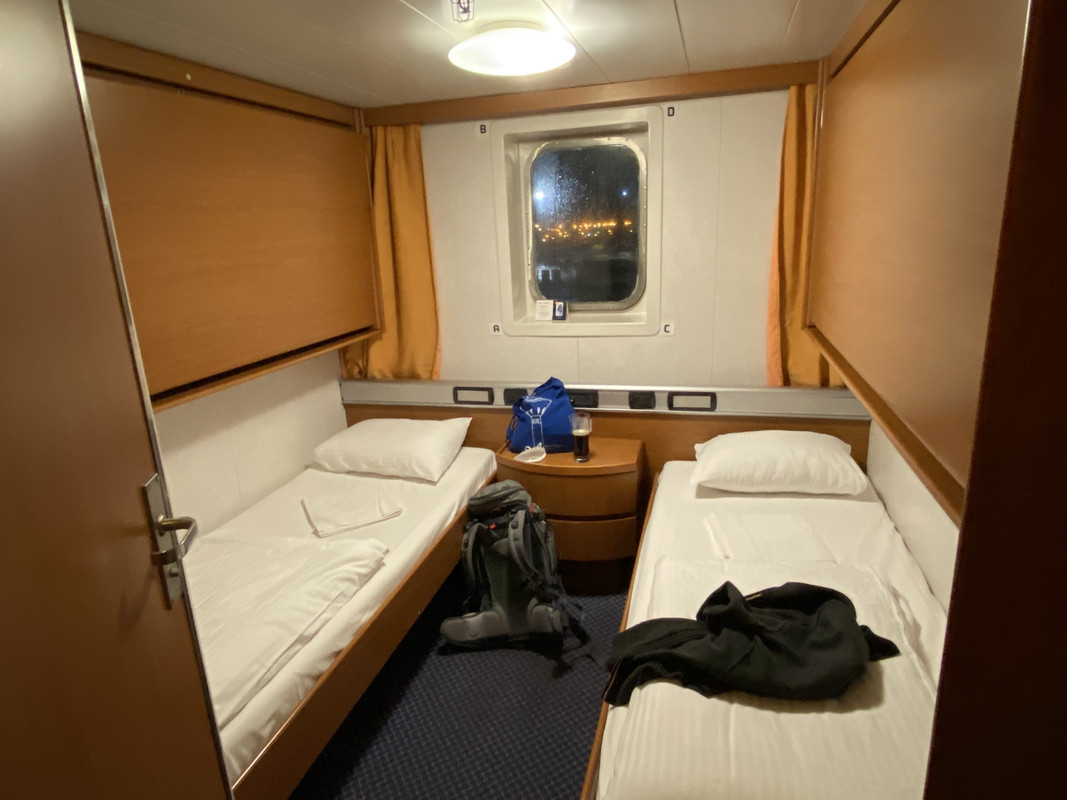 AF3072DC-0325-448D-8337-FE15937B737C