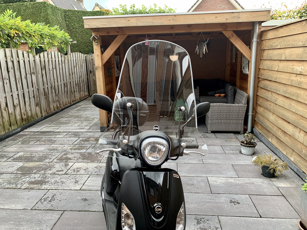 D80516FD-8C39-4267-80C7-8A5E6D0EDB44