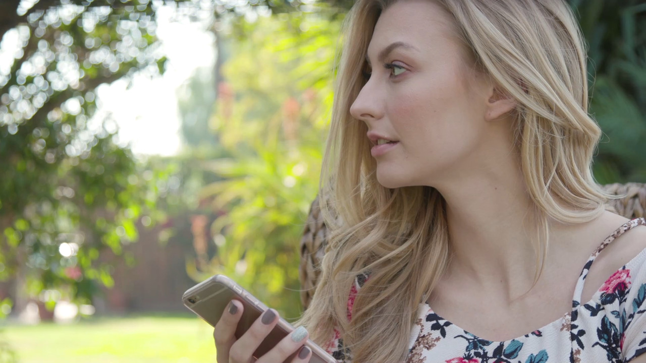 AGr@c3 - Un@v3zQv3V@$C0nElN3gr0 - 050318HD.mp4_snapshot_00.15.015