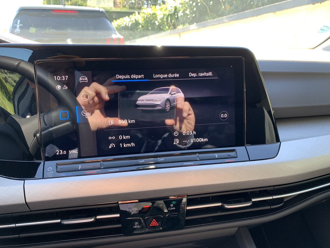 86467BEB-6441-4DB9-AB32-53B846A57465