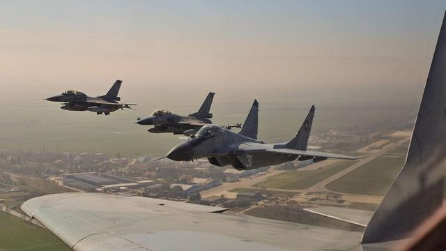 polemiki aeroporia f 16 bulgaria 2 1200x675