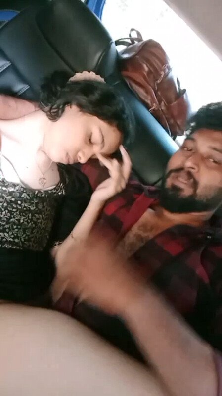 Beautiful Girlfriend Hot Boobs Kisssing Giving Blowjob & Fucking Hard By Bf In Car 4Videos+Shot 10 SHOT-7.jpg