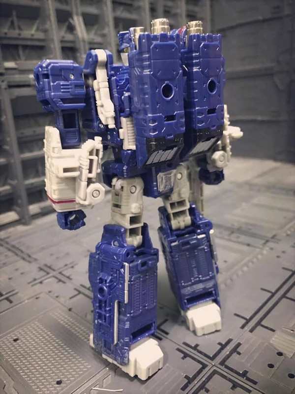 Siege-Soundwave-03