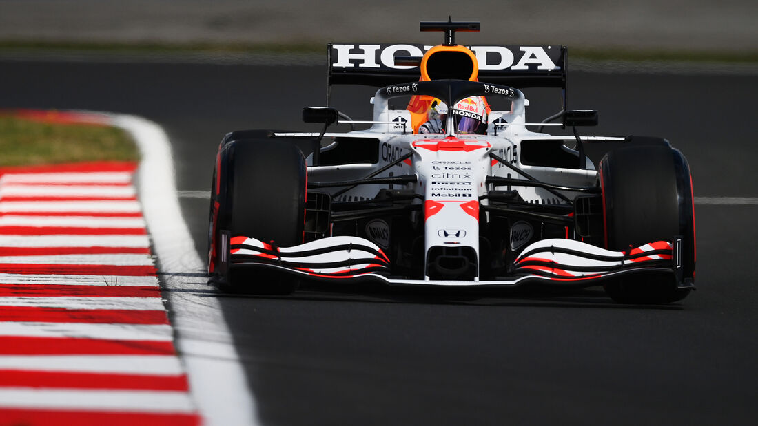 Max-Verstappen-Red-Bull-Formel-1-GP-Tuerkei-Istanbul-8-Oktober-2021-169Gallery-190d71d7-1839426