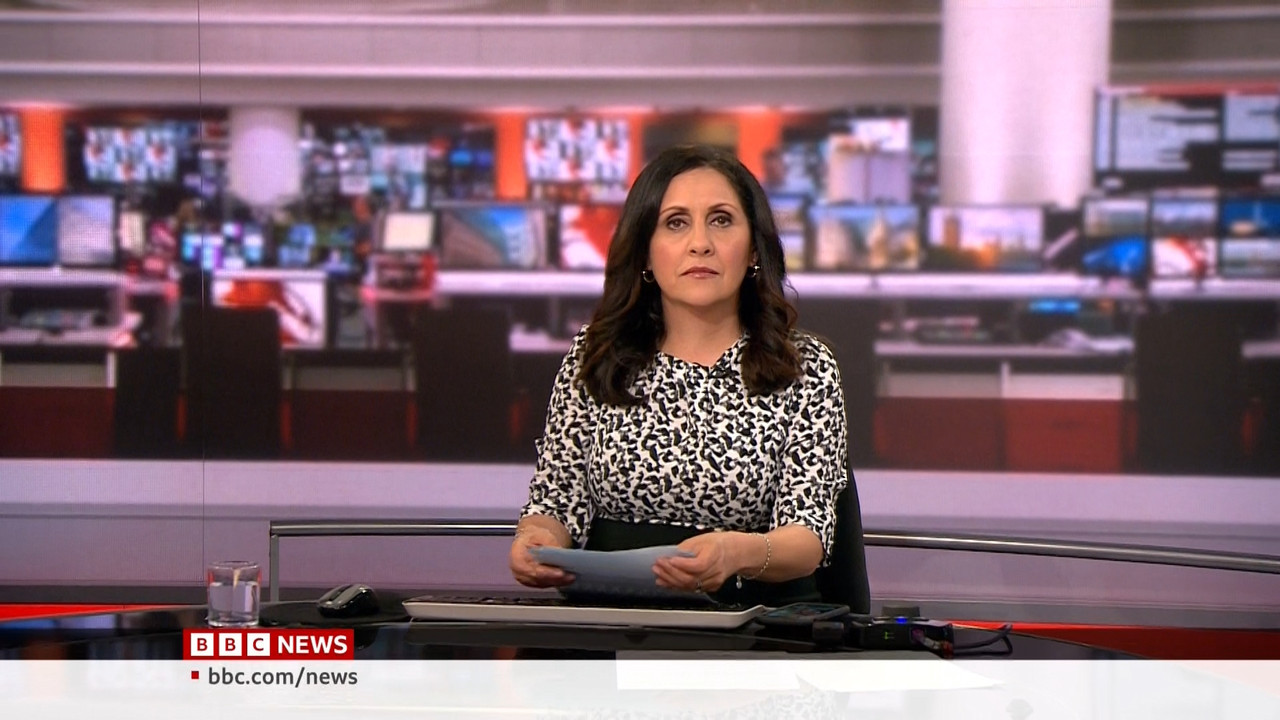 04.19 - 12.00.00 - BBC News. A quick summary of the latest news and u....ts_snapshot_00.01.35.092