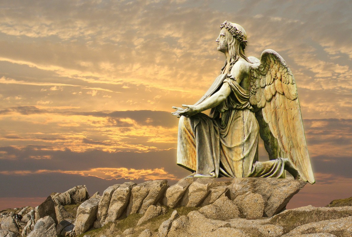gold-statue.jpg
