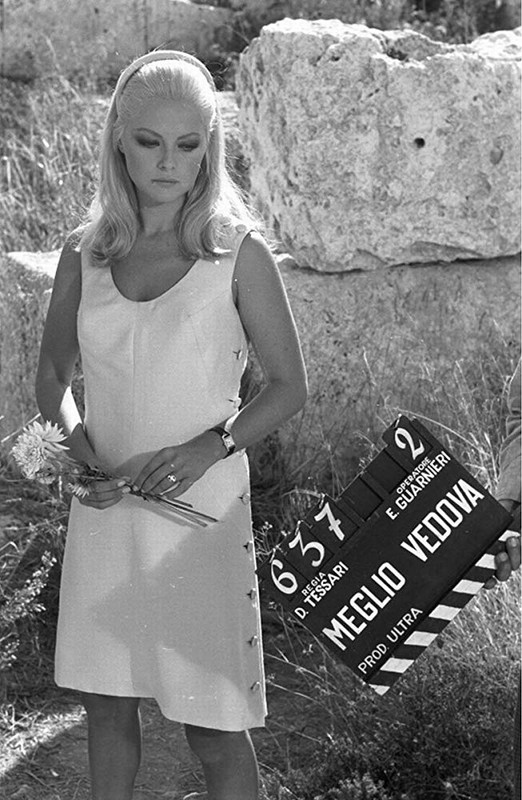 MV5BYTE2MTdiMGUtY2U0MS00M2IwLWJiNTItMzY4MzUwZDE0N2FhXkEyXkFqcGde