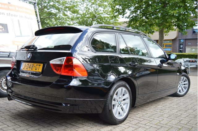 bmw-3-serie-touring-320i-automaat-leder-153-000-km-dealer-oh-3
