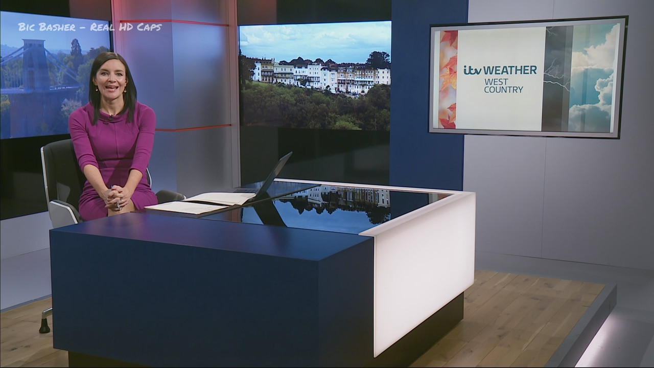 04.19 - 16.45.00 - ITV News West Country. Breaking news and current s....ts_snapshot_12.38.579